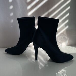 Kenneth Cole Pull On Zoot Boot Black Size 8